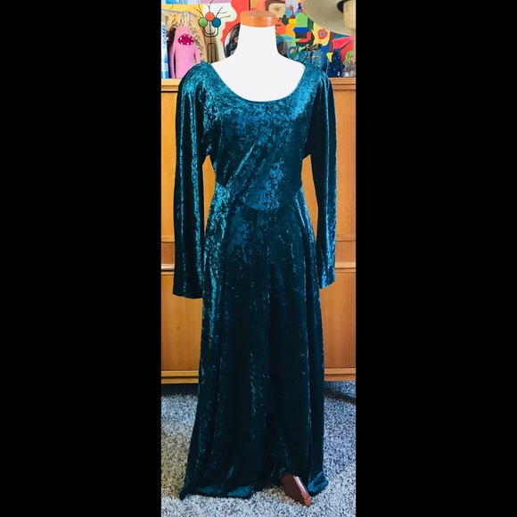 all that jazz velvet dress